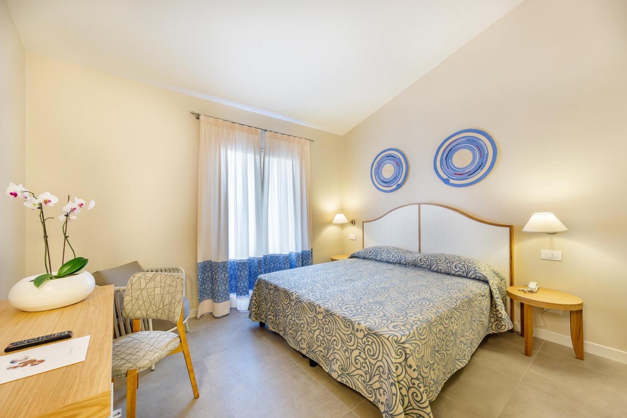 Blu Hotel Laconia Village Cannigione Camera foto