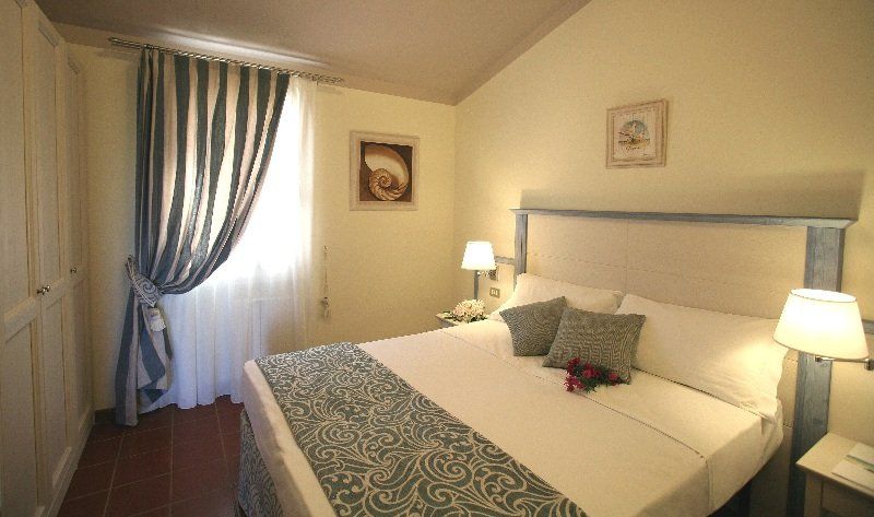 Blu Hotel Laconia Village Cannigione Esterno foto
